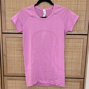 Lululemon Women’s Pink Athletic Top